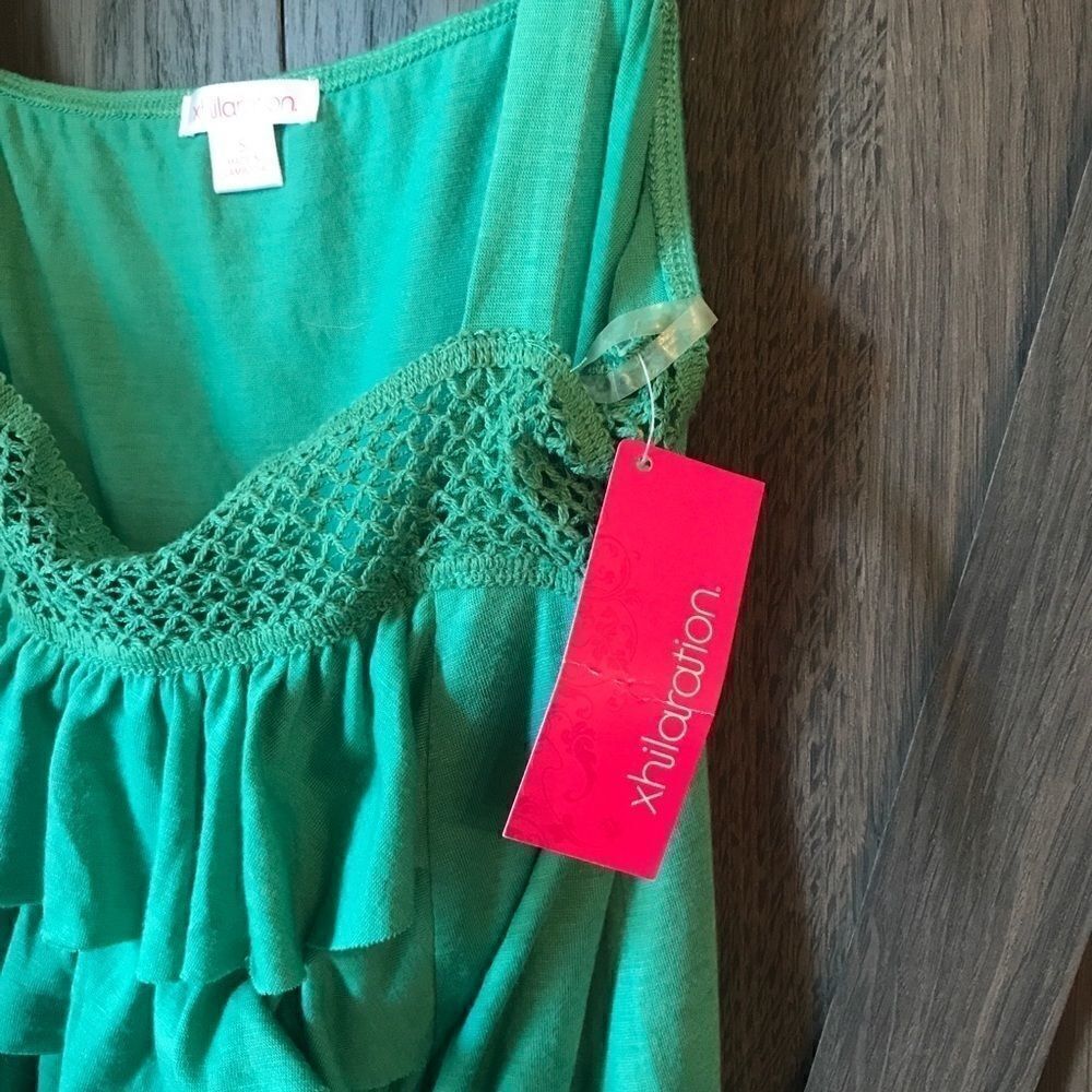 NWT Ruffle Tank    - Picture 5 of 6